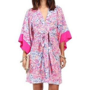 Lilly Pulitzer excellent used condition, silk kimono dress size small.